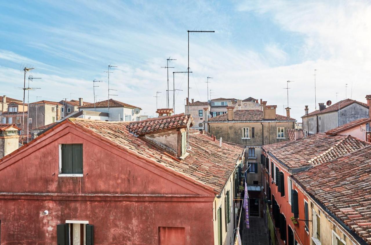 Classy Venice Luaran gambar