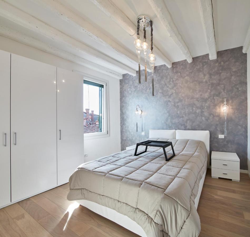 Classy Venice Luaran gambar